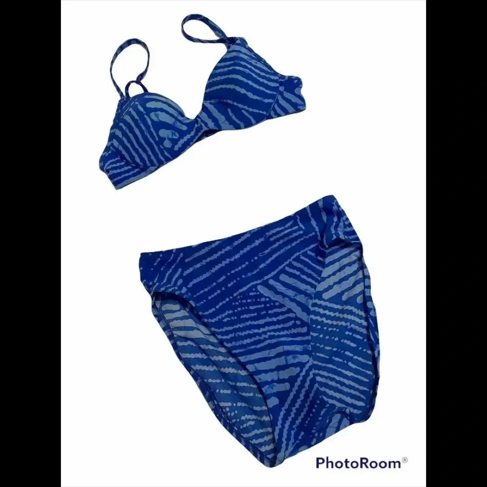 NWOTโVictoriaโs Secret Blue Zebra Print Bikini